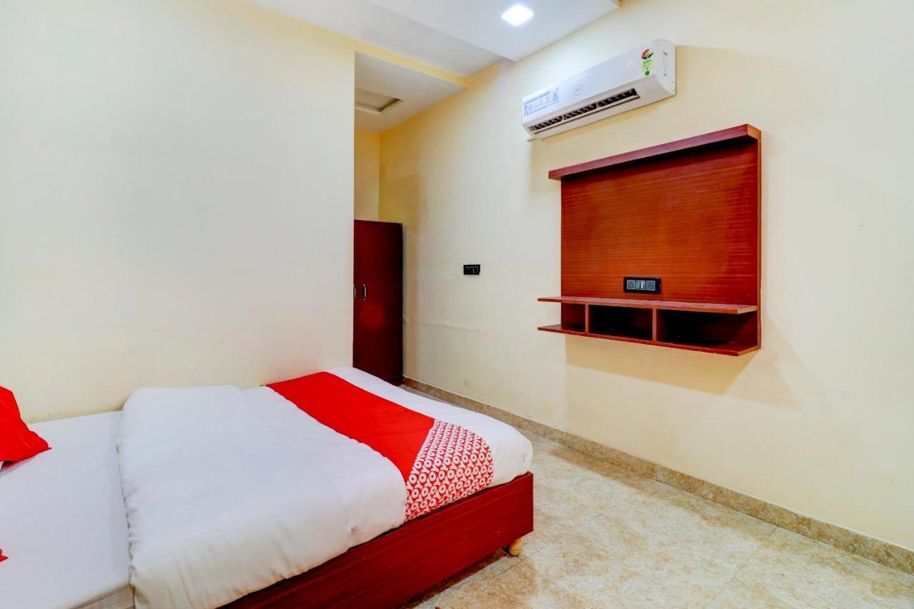 Oyo Flagship 73009 Hotel City Inn Dayal Bagh Eksteriør billede